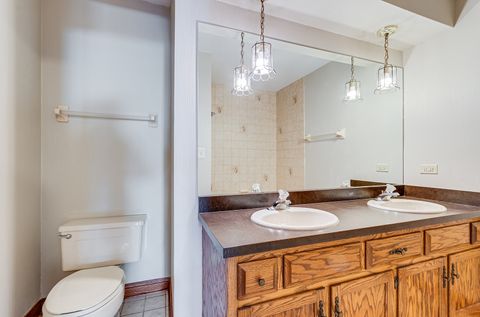 Tiny photo for 8732 W Surrey Park Park, Palos Hills, IL 60465 (MLS # 12637340)