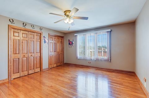 Tiny photo for 8732 W Surrey Park Park, Palos Hills, IL 60465 (MLS # 12637340)