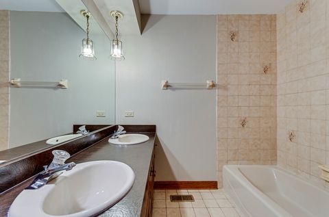 Tiny photo for 8732 W Surrey Park Park, Palos Hills, IL 60465 (MLS # 12637340)