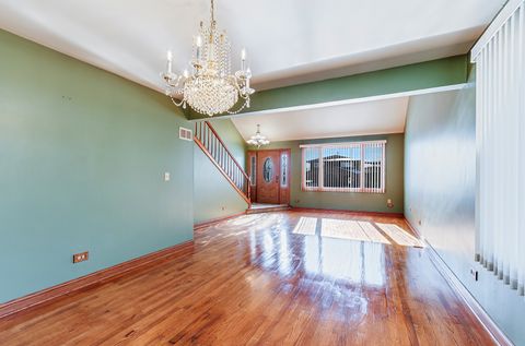 Tiny photo for 8732 W Surrey Park Park, Palos Hills, IL 60465 (MLS # 12637340)