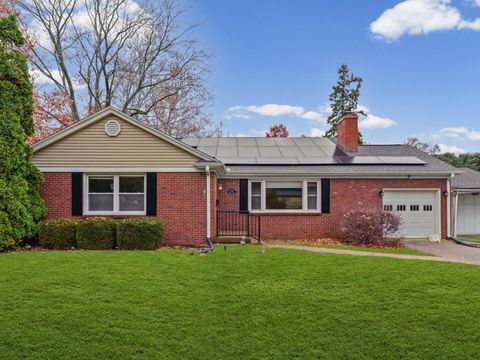 Photo of 608 Haines Boulevard, Champaign, IL 61820 (MLS # 12517166)