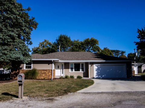 11 KENNEDY Court Philo IL 61864