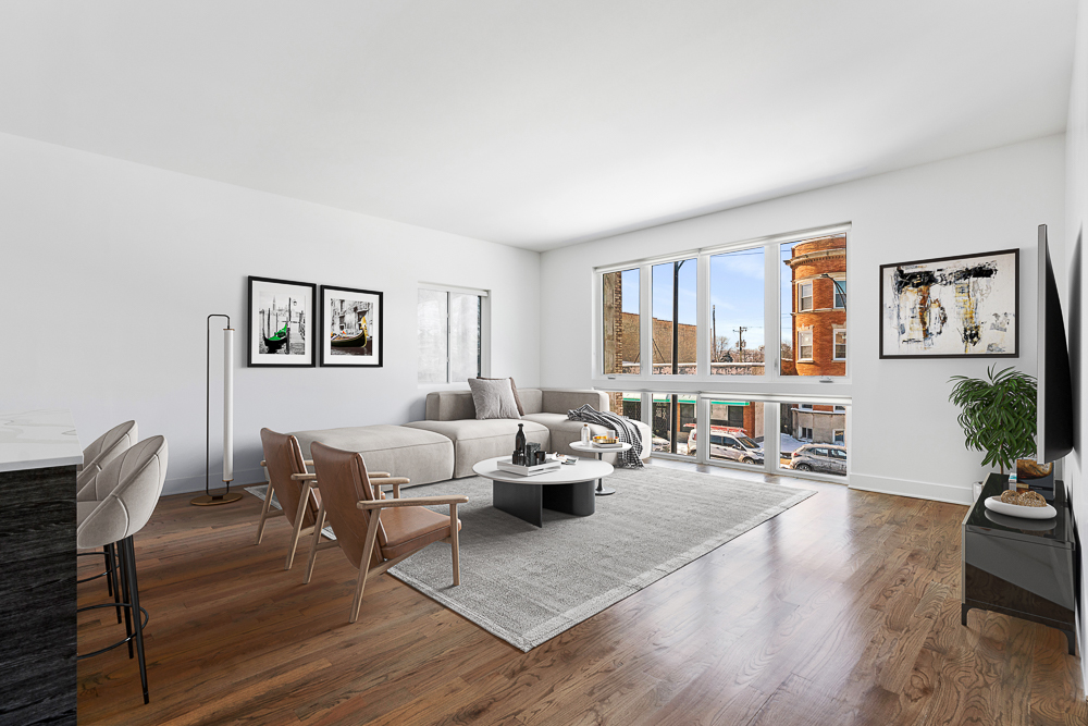 3655 S Indiana Avenue 2