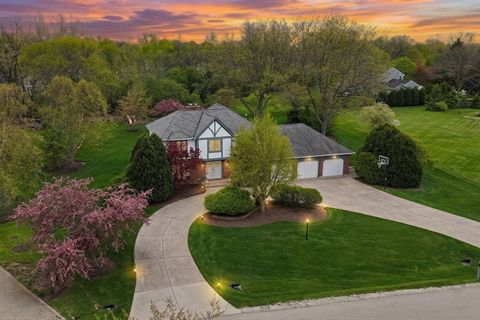 Photo of 1525 Saratoga Court, Libertyville, IL 60048 (MLS # 12635923)