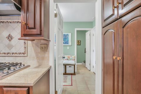 Tiny photo for 1525 Saratoga Court, Libertyville, IL 60048 (MLS # 12635923)