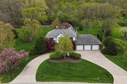 Tiny photo for 1525 Saratoga Court, Libertyville, IL 60048 (MLS # 12635923)