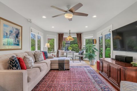 Tiny photo for 1525 Saratoga Court, Libertyville, IL 60048 (MLS # 12635923)