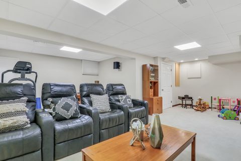 Tiny photo for 1525 Saratoga Court, Libertyville, IL 60048 (MLS # 12635923)