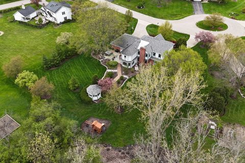 Tiny photo for 1525 Saratoga Court, Libertyville, IL 60048 (MLS # 12635923)
