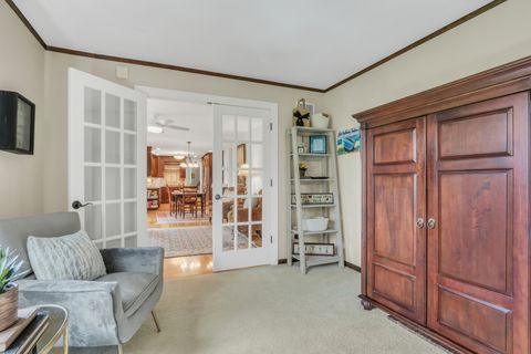 Tiny photo for 1525 Saratoga Court, Libertyville, IL 60048 (MLS # 12635923)