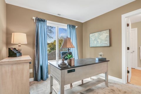Tiny photo for 1525 Saratoga Court, Libertyville, IL 60048 (MLS # 12635923)