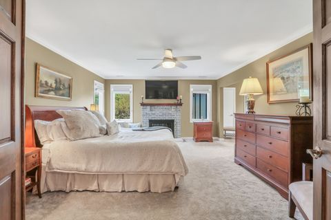 Tiny photo for 1525 Saratoga Court, Libertyville, IL 60048 (MLS # 12635923)