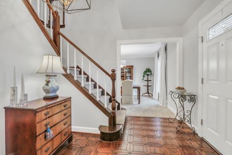 Tiny photo for 1525 Saratoga Court, Libertyville, IL 60048 (MLS # 12635923)