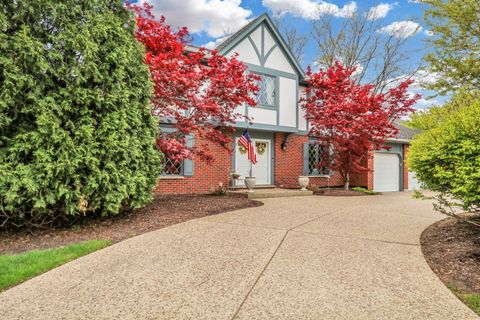 Tiny photo for 1525 Saratoga Court, Libertyville, IL 60048 (MLS # 12635923)