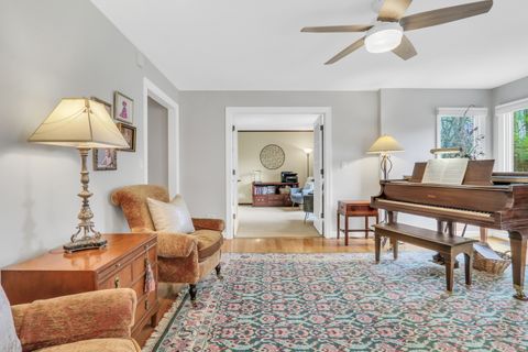 Tiny photo for 1525 Saratoga Court, Libertyville, IL 60048 (MLS # 12635923)