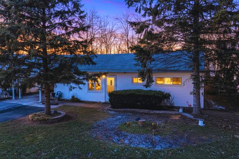 Photo of 16030 Saint Louis Avenue, Markham, IL 60428 (MLS # 12536133)