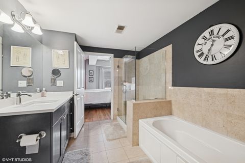 Tiny photo for 437 W North Avenue #404, Chicago, IL 60610 (MLS # 12492103)