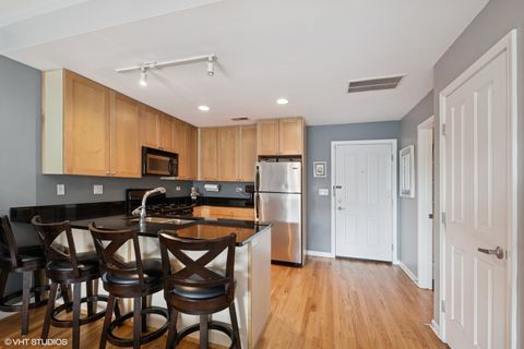 Tiny photo for 437 W North Avenue #404, Chicago, IL 60610 (MLS # 12492103)