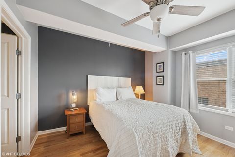 Tiny photo for 437 W North Avenue #404, Chicago, IL 60610 (MLS # 12492103)