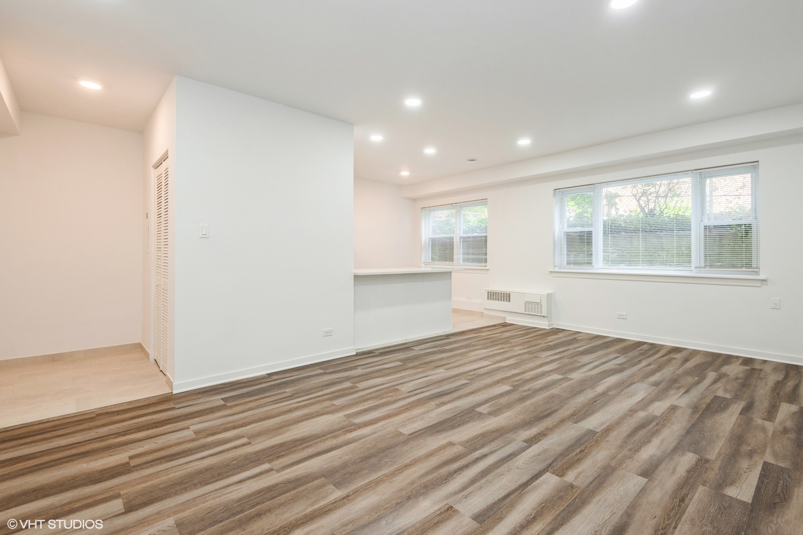 2424 W Estes Avenue 1G