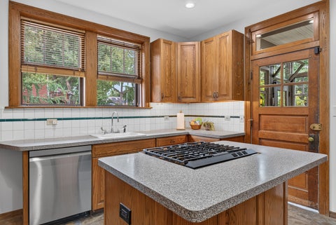 Tiny photo for 1100 S Scoville Avenue, Oak Park, IL 60304 (MLS # 12719105)