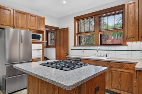 Tiny photo for 1100 S Scoville Avenue, Oak Park, IL 60304 (MLS # 12719105)