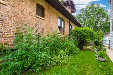 Tiny photo for 1100 S Scoville Avenue, Oak Park, IL 60304 (MLS # 12719105)