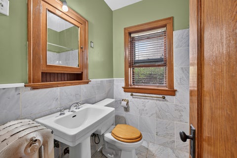 Tiny photo for 1100 S Scoville Avenue, Oak Park, IL 60304 (MLS # 12719105)