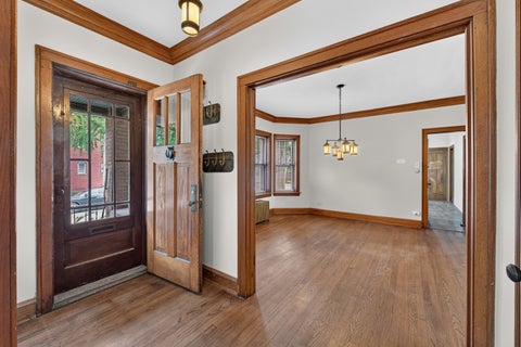 Tiny photo for 1100 S Scoville Avenue, Oak Park, IL 60304 (MLS # 12719105)