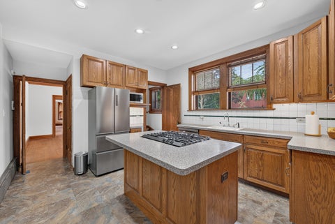 Tiny photo for 1100 S Scoville Avenue, Oak Park, IL 60304 (MLS # 12719105)