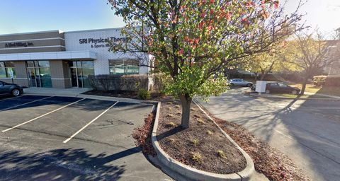 Photo of 2418 W Indian Trail Road #G, Aurora, IL 60506 (MLS # 11956685)