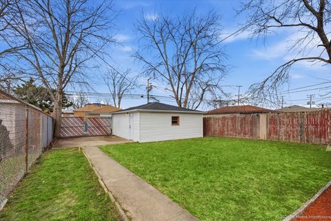 Tiny photo for 12806 S Laflin Street, Calumet Park, IL 60827 (MLS # 12605859)