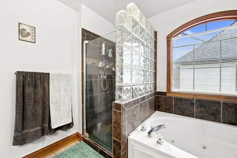 Tiny photo for 1615 Nicholson Street, Crest Hill, IL 60403 (MLS # 12689494)