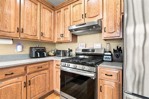 Tiny photo for 1615 Nicholson Street, Crest Hill, IL 60403 (MLS # 12689494)