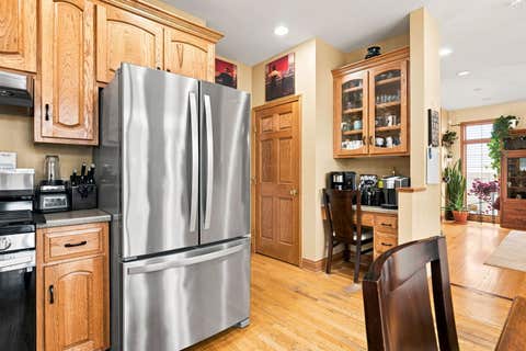 Tiny photo for 1615 Nicholson Street, Crest Hill, IL 60403 (MLS # 12689494)