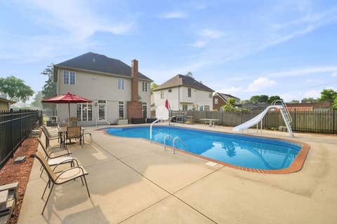 Tiny photo for 1615 Nicholson Street, Crest Hill, IL 60403 (MLS # 12689494)