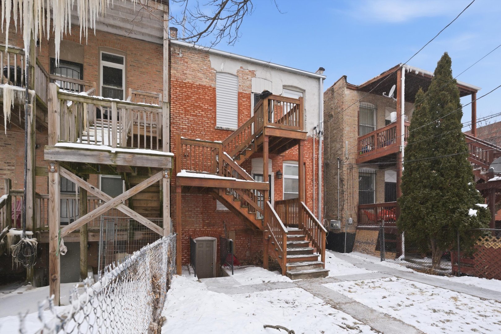 1903 S Hamlin Avenue