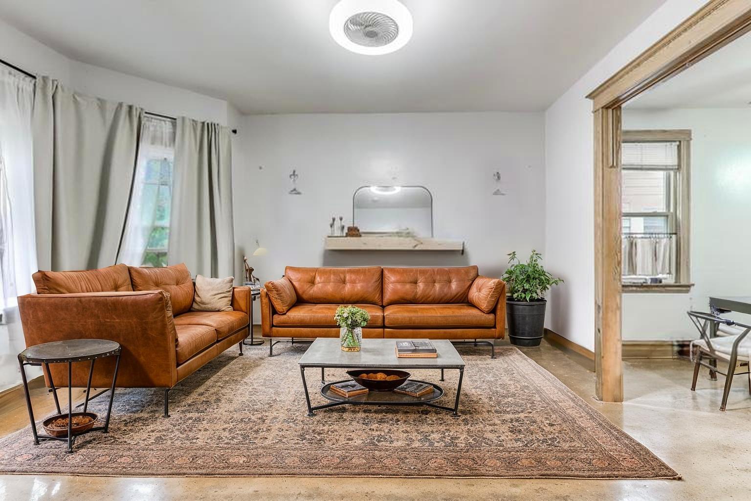 2836 S 50th Court