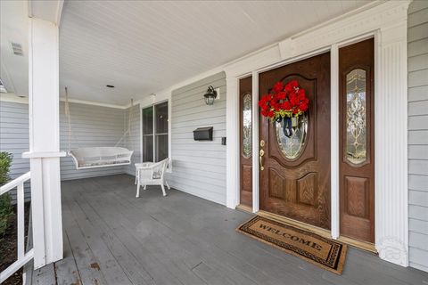 Tiny photo for 747 Cheever Avenue, Geneva, IL 60134 (MLS # 12583658)