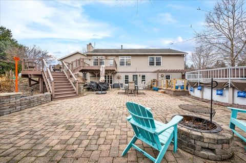 Tiny photo for 103 Comet Lane, Heyworth, IL 61745 (MLS # 12565513)