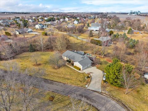 Photo of 103 Comet Lane, Heyworth, IL 61745 (MLS # 12565513)