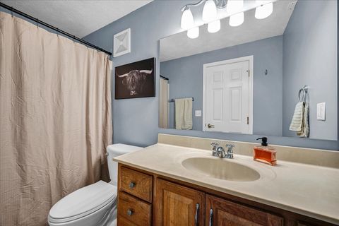 Tiny photo for 103 Comet Lane, Heyworth, IL 61745 (MLS # 12565513)