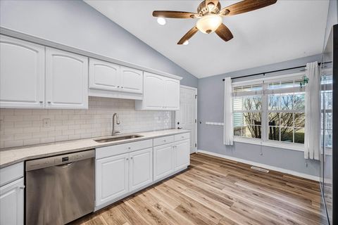 Tiny photo for 103 Comet Lane, Heyworth, IL 61745 (MLS # 12565513)