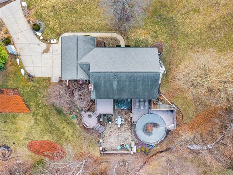 Tiny photo for 103 Comet Lane, Heyworth, IL 61745 (MLS # 12565513)