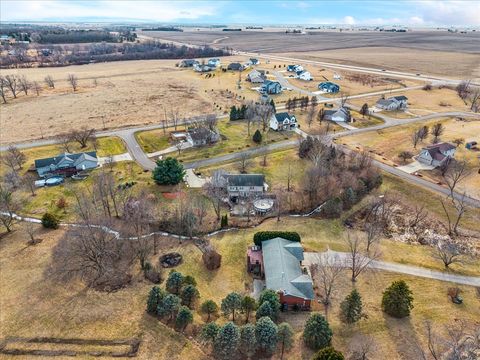 Tiny photo for 103 Comet Lane, Heyworth, IL 61745 (MLS # 12565513)