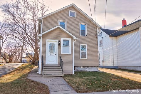 A home in Waukegan