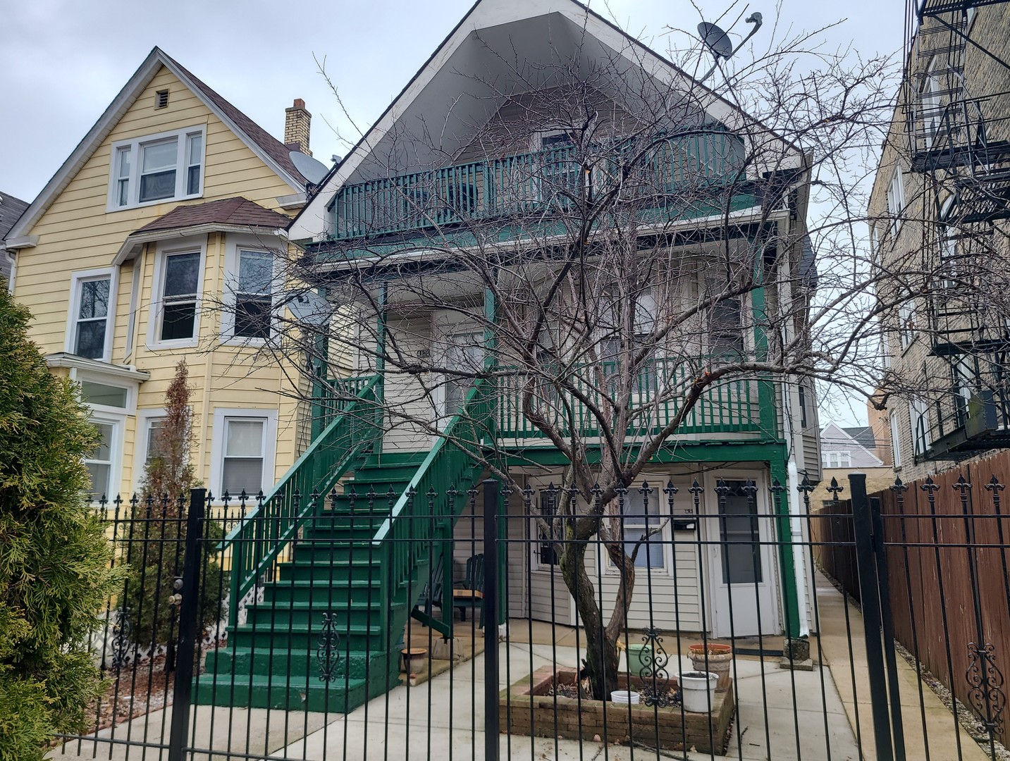 4135 N Bernard Street