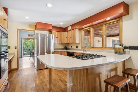 Tiny photo for 25146 N West Tower Drive, Tower Lakes, IL 60010 (MLS # 12476272)