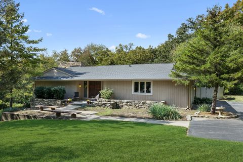 Photo of 25146 N West Tower Drive, Tower Lakes, IL 60010 (MLS # 12476272) Photo of 25146 N West Tower Drive, Tower Lakes, IL 60010 (MLS # 12476272)