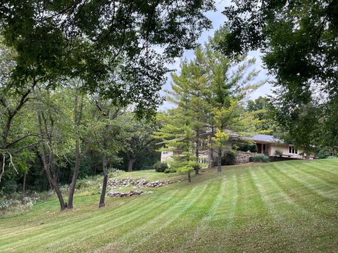 Tiny photo for 25146 N West Tower Drive, Tower Lakes, IL 60010 (MLS # 12476272)